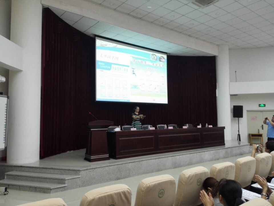 现场示范七步洗手